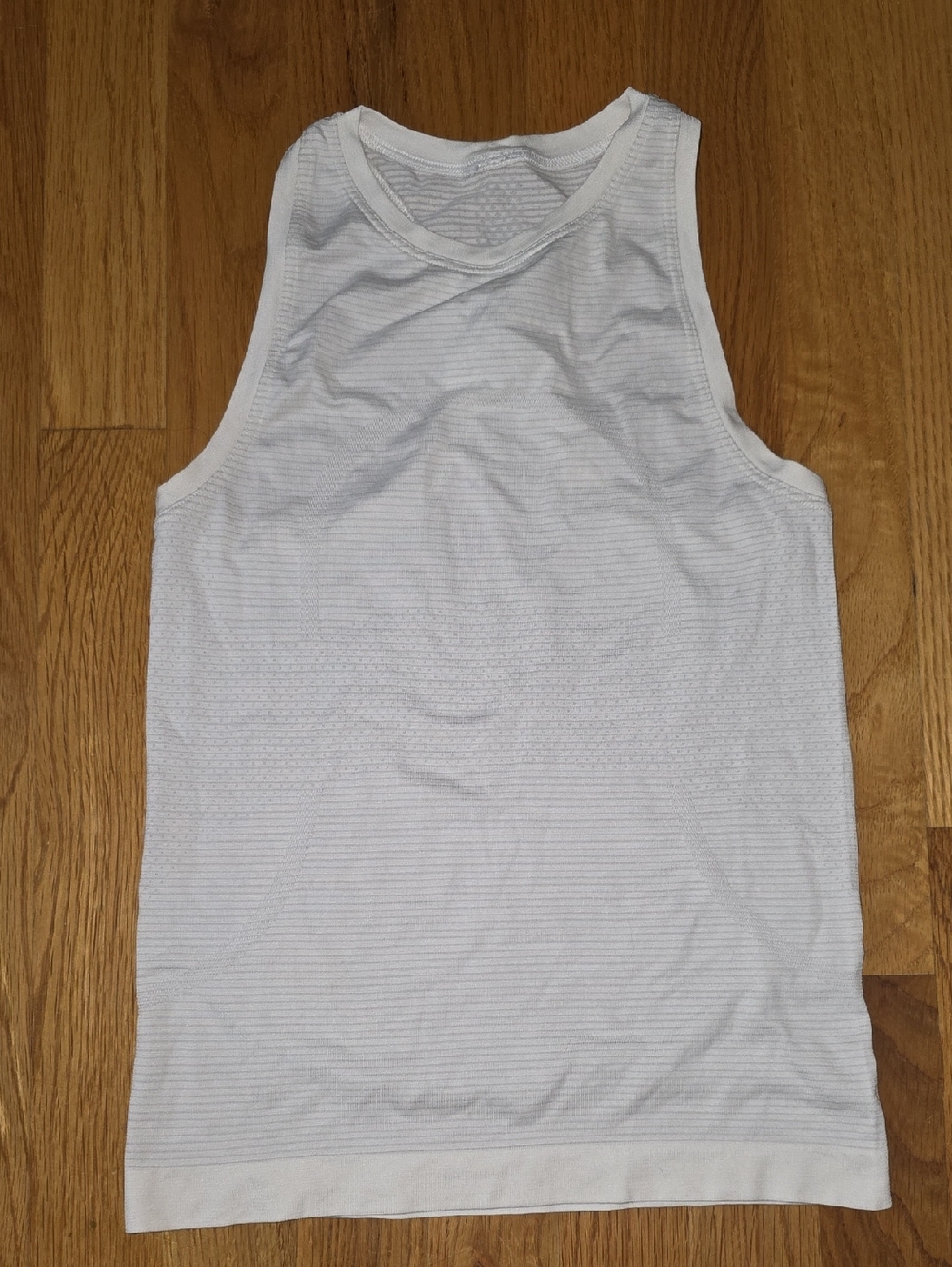 Women's White Lululemon Racerback Tank Top